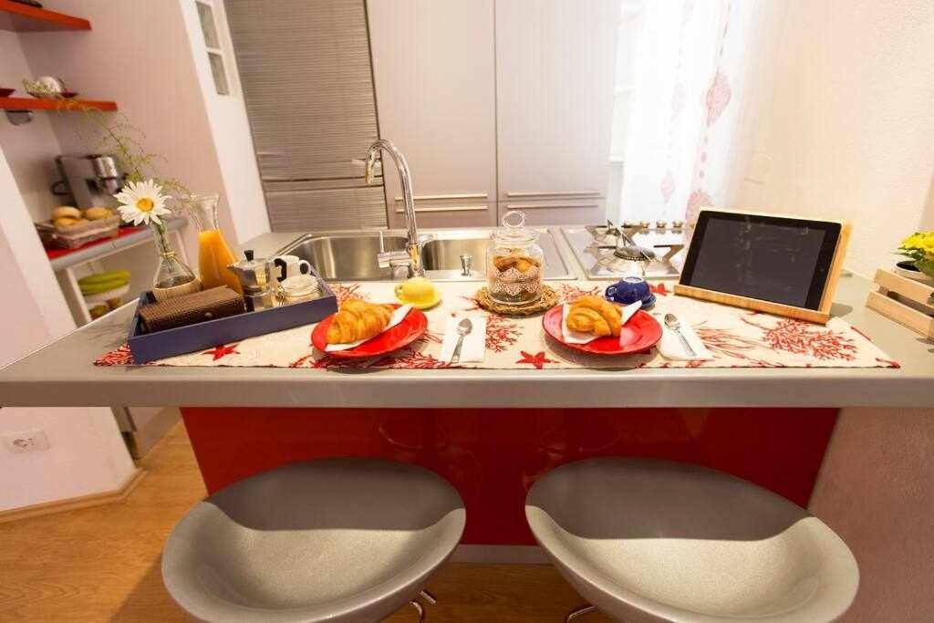 Casa Principe Open Space Wifi Ac All Comforts Apartment อาลเกโร ภายนอก รูปภาพ